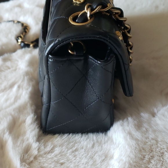 ⚜ CHANEL FLAPBAG ⚜ - Picture 9 of 11